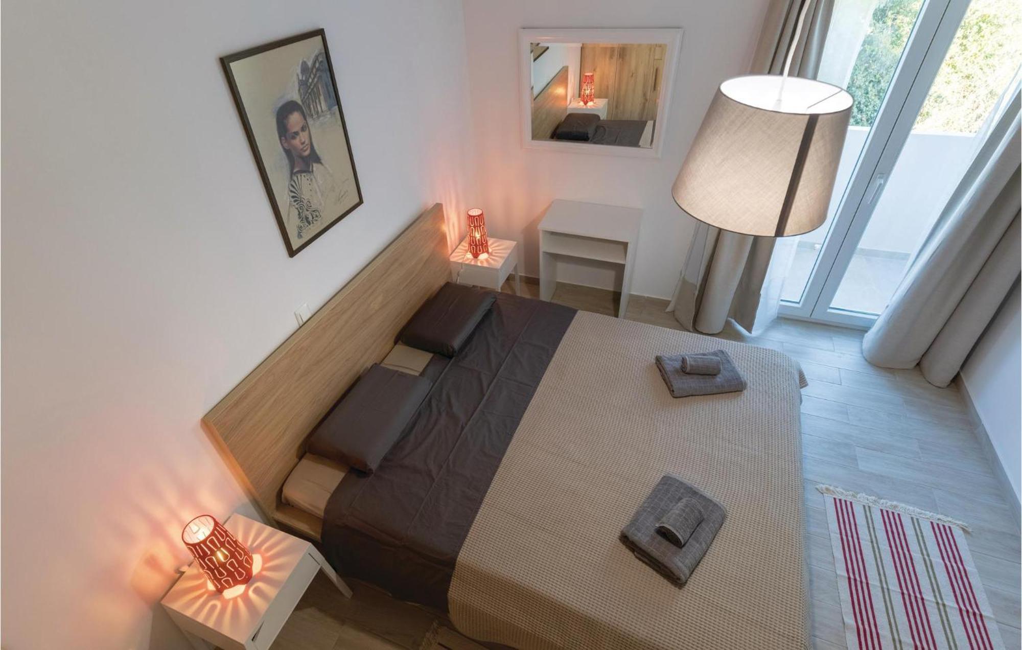 Awesome Apartment In Blace With House Sea View Dış mekan fotoğraf